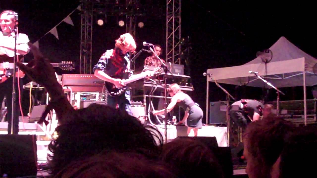 Arcade Fire - Haiti / City With No Children [2011-05-03] (The Backyard, ATX)
