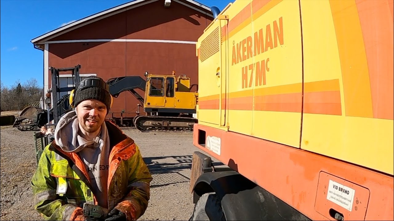Ny dag nya problem, Byter trasig slang på Åkerman H7. och lite annat jobb