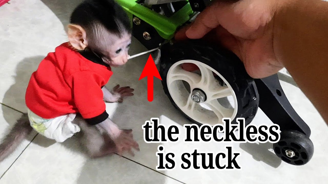 Finally i take off the neckless after S-T-U-C-K  in the scutter. Its danger