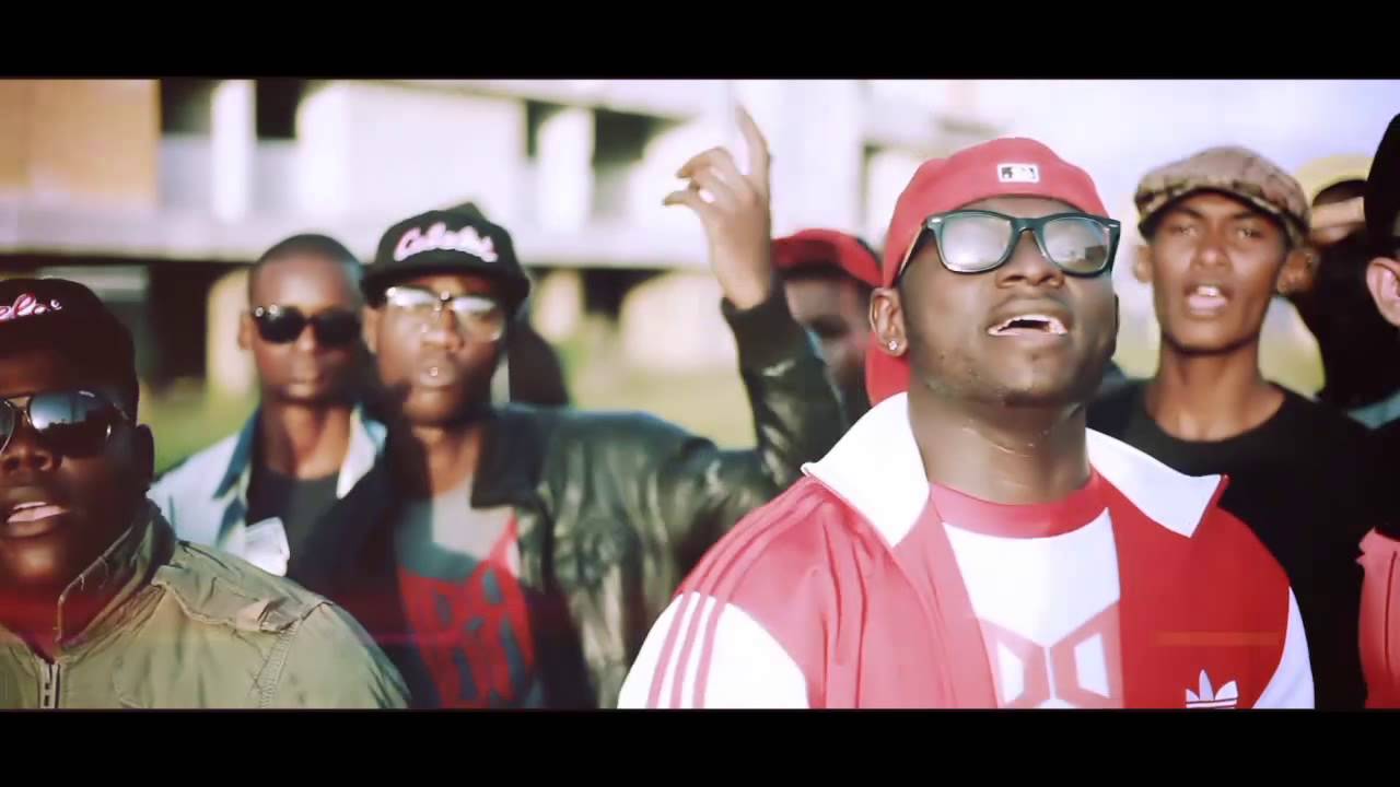 Diables rouges (Stu Wandah, Bakus, Mad X et Teddy Benzo) - Que le Hip Hop soit loué