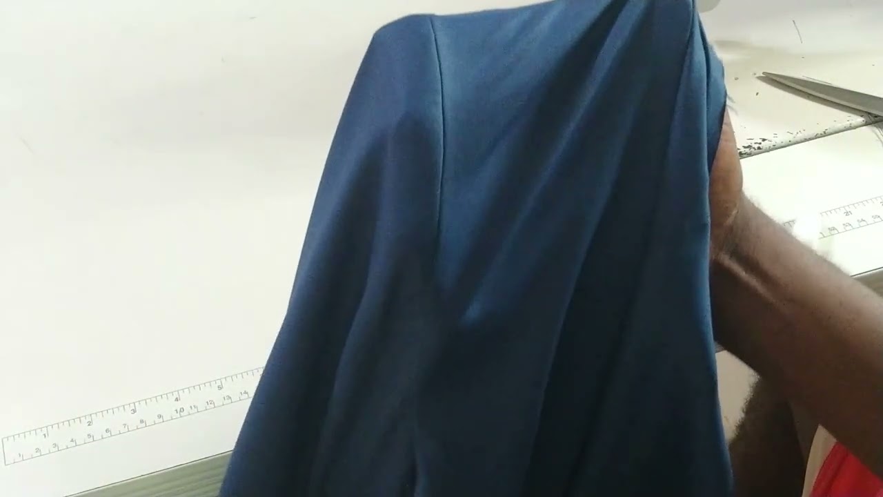 CONFECTION DES EPAULETTES ET LA TETE DES MANCHE D'UN VESTE, SHOULDER PADS & SLEEVE HEADS, HOMBRERAS