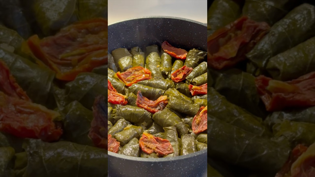 Dolmeh Barg | Persian Stuffed Grape Leaves #Dolmeh #PersianRecipes #GrapeLeaves #StuffedFood