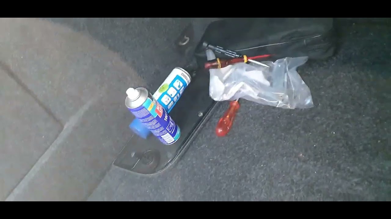 problème toit panoramique infiltration d'eau coffre +nettoyage et graissage vw tiguan 5n tsi  2014