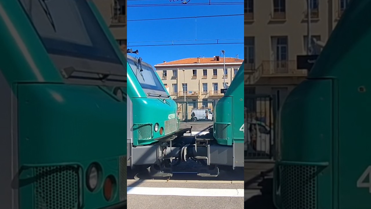 Passage de cette double locomotive SNCF BB27000 #train #trainspotting #railway #railroad