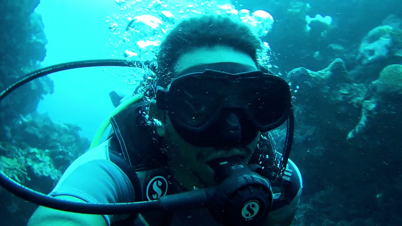Mauritius scuba diving at belle mare 18M depth