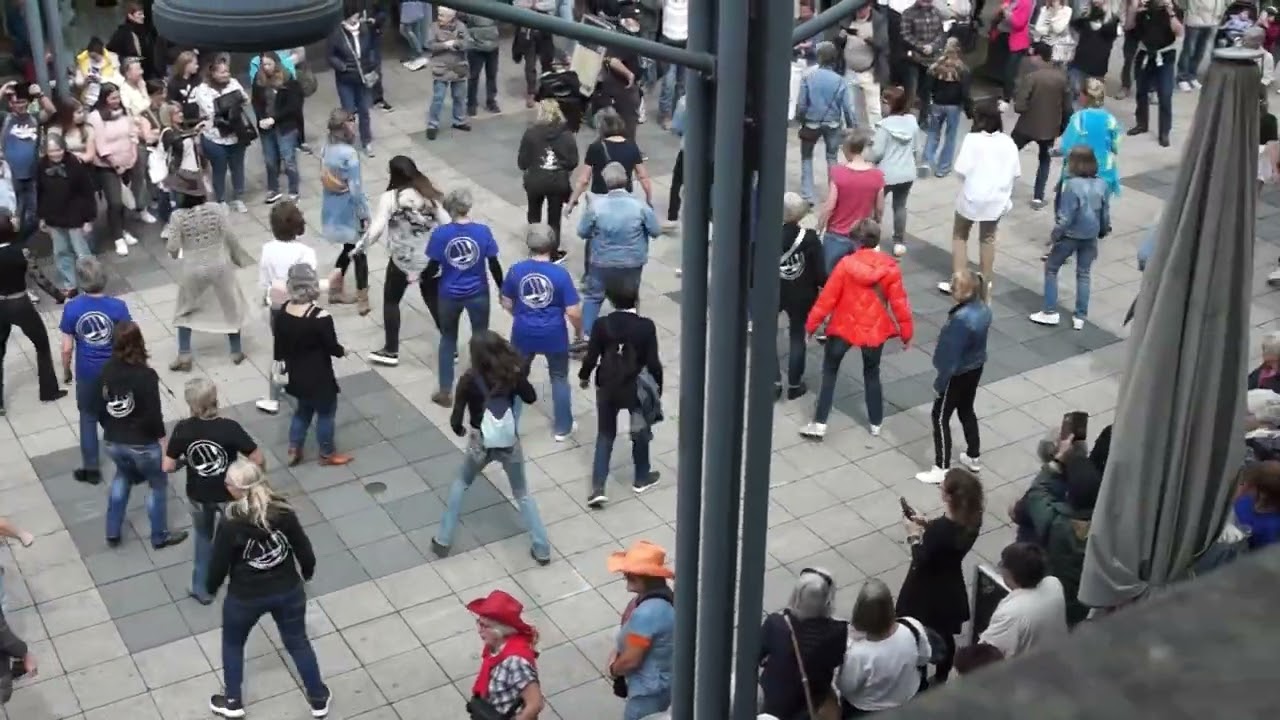 Internationaler Linedance Flashmob Wil (Schweiz) 2024