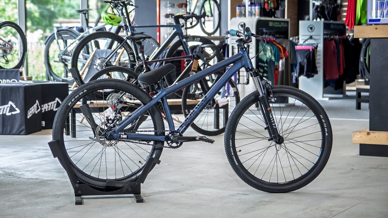 NS Bikes Zircus 26" Blue – Świetna baza dirt!