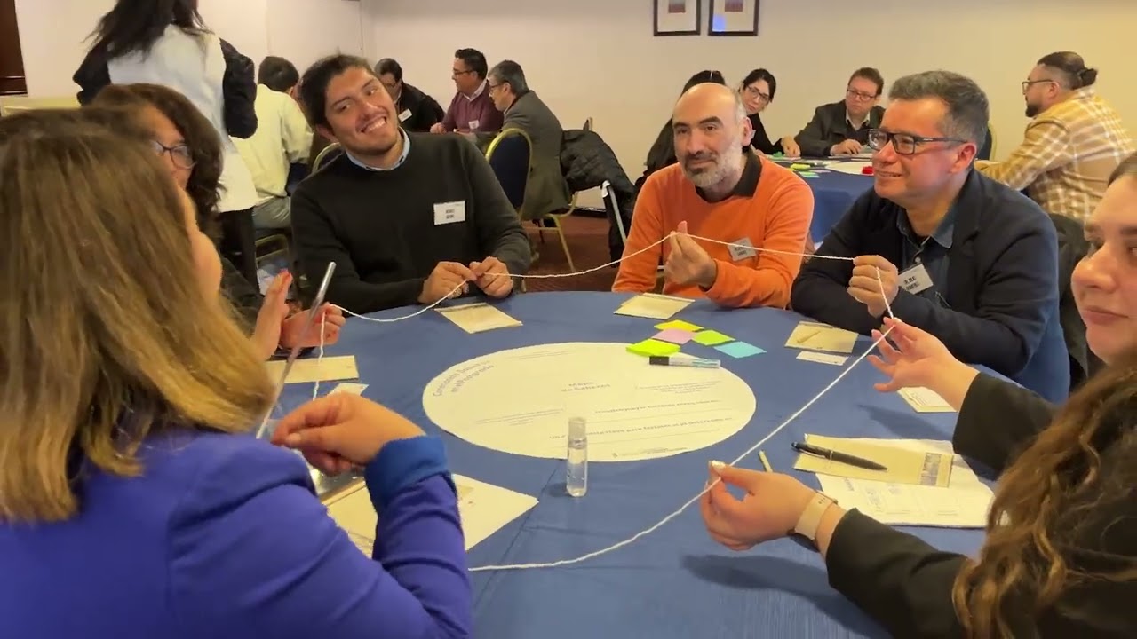 Conectando Saberes: Encuentro Triestamental de Postgrado FING USACH
