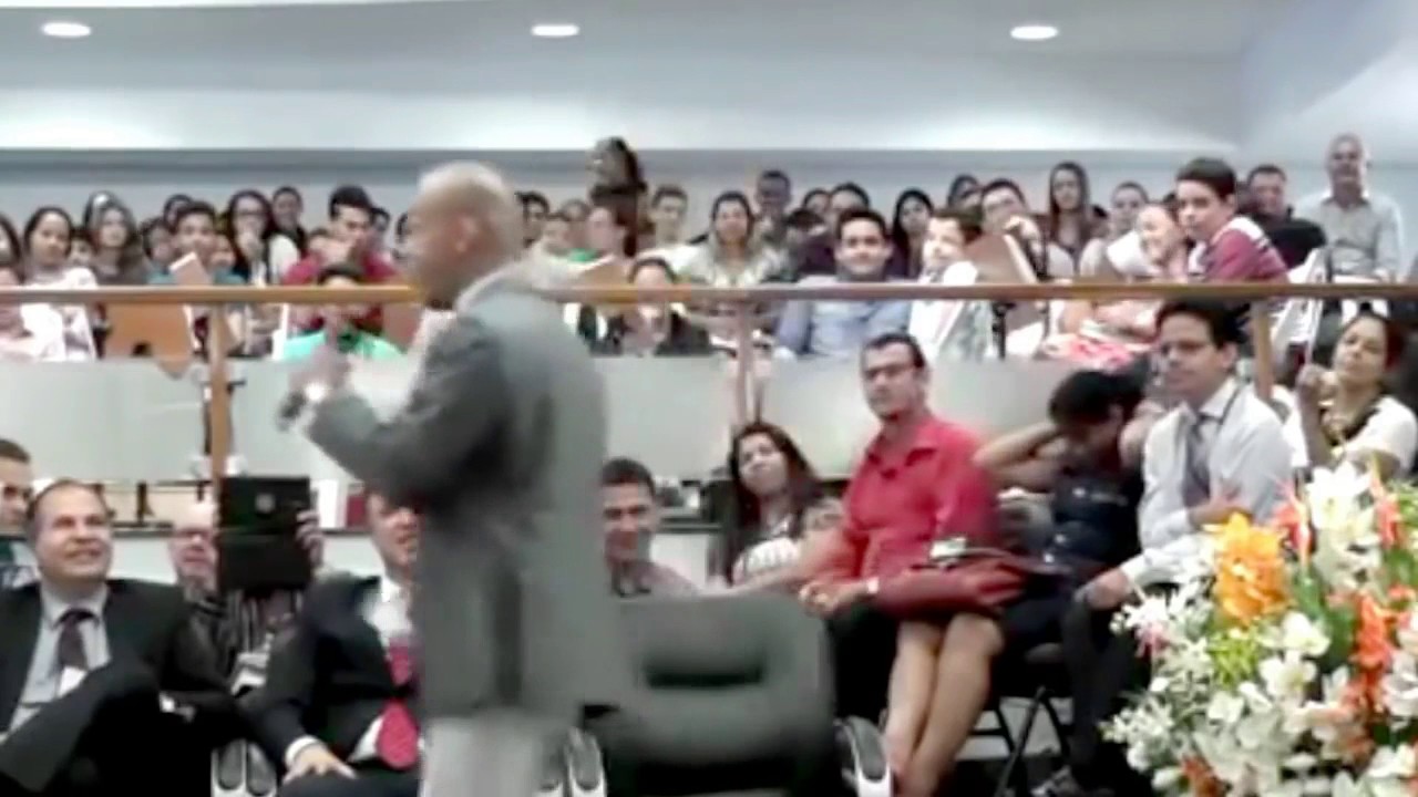 Testemunho do menino feio que virou profeta