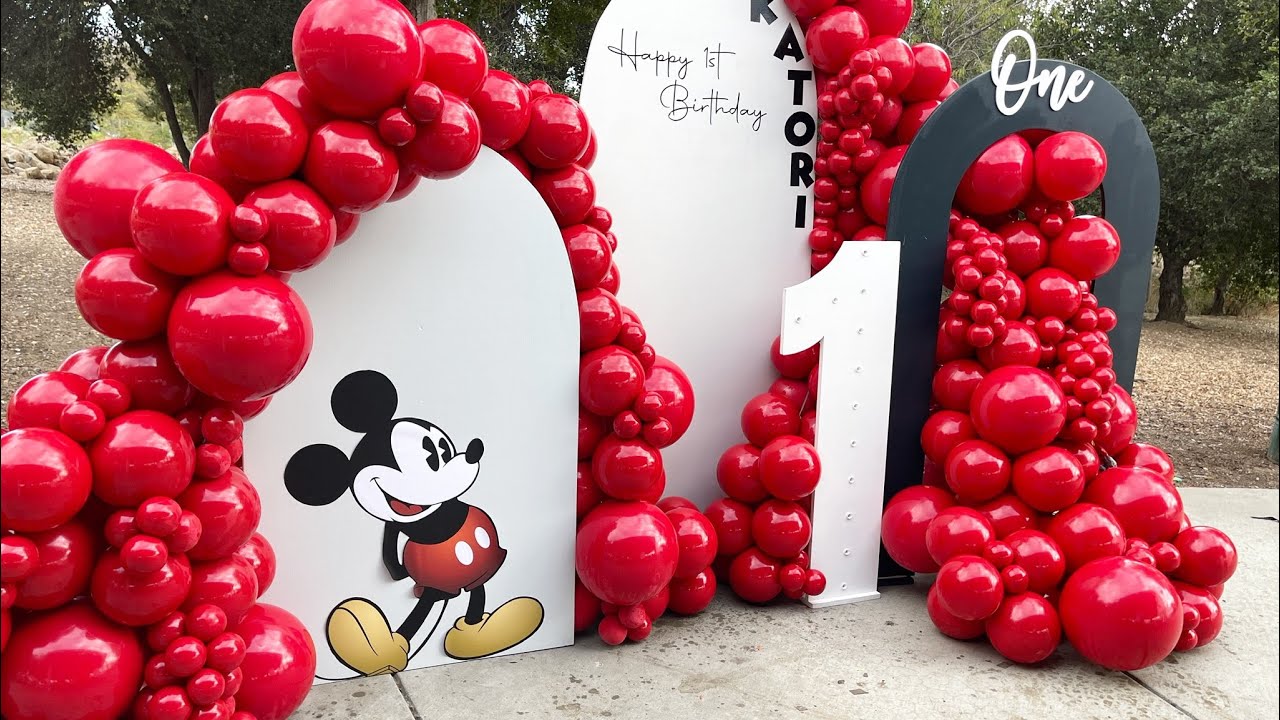 MICKEY MOUSE BIRTHDAY | BALLOON STYLIST | ARCH BACKDROPS