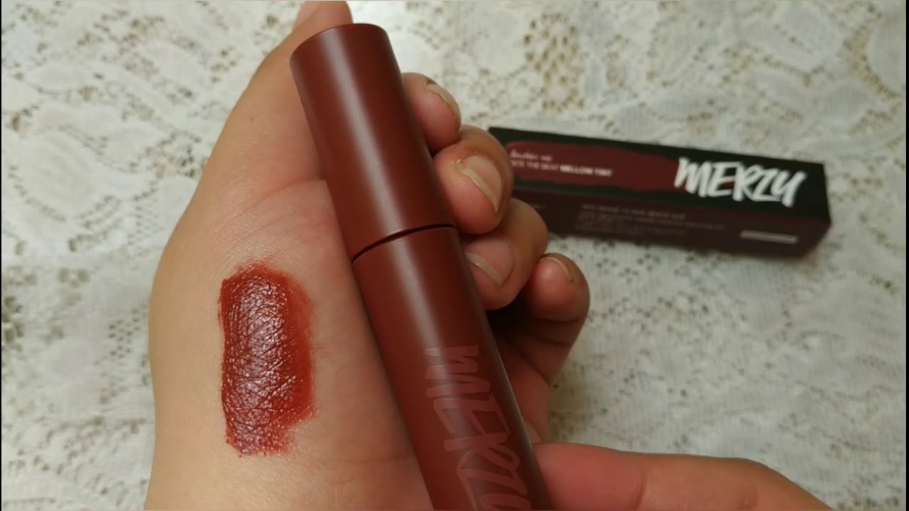 [SWATCH & REVIEW] MERZY BITE THE BEAT MELLOW TINT - M2 Jane Chili | Sooy !