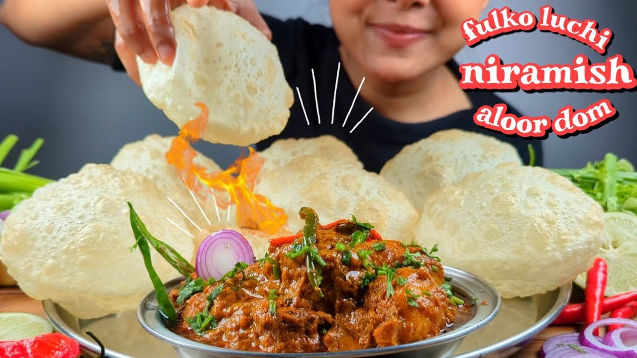 🔥COOKING & EATING LUCHI, ALOO'R DUM, BHOOTJOLOKIA, SALAD | NIRAMISH BENGALI ALOO'R DUM RECIPE🔥 ASMR
