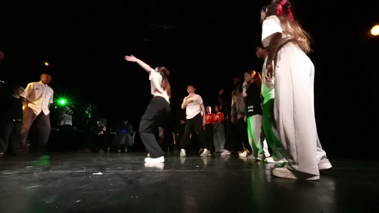 Hamza & Neutron vs C4 Jr | 2vs2 Electro