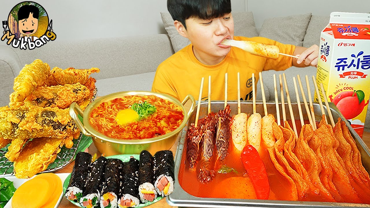 ASMR MUKBANG РИСОВЫЙ ТОРТ Ттеокбокки, Огненная лапша, кимбап, корейская уличная еда рецепт принимать