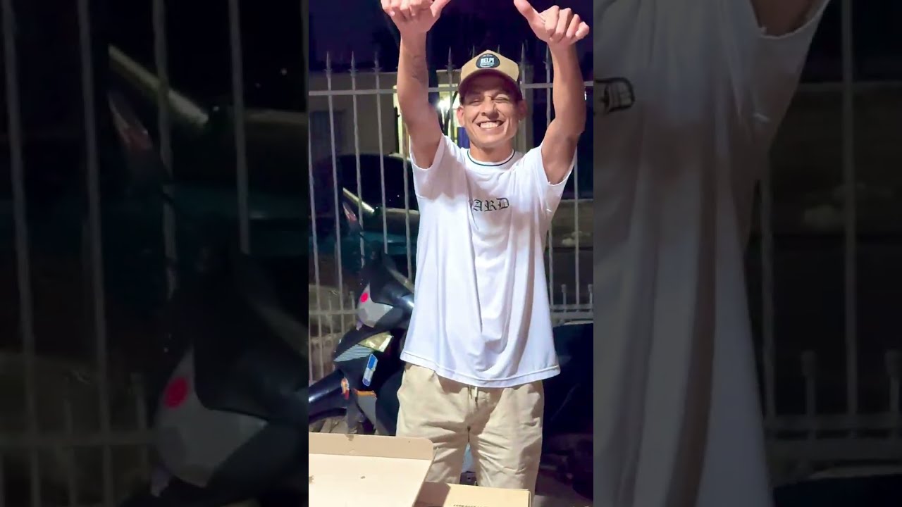 MC CACO ensayando en Jah récords con invitados BAZOKA Y CARITA NEGRA.