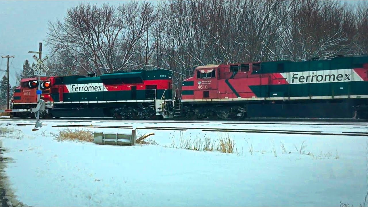 Ferromex  Train Meets Trash Train