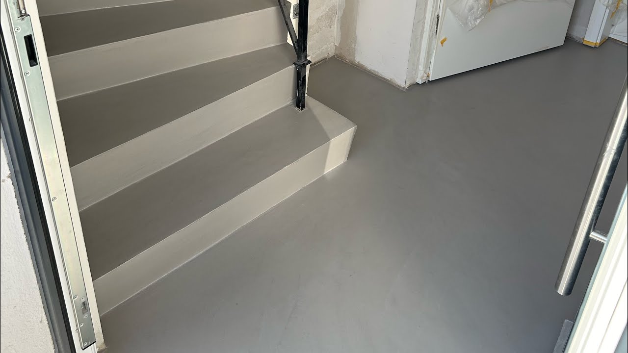 Fugenloses Treppenhaus mit Basebeton Xtreme Storm