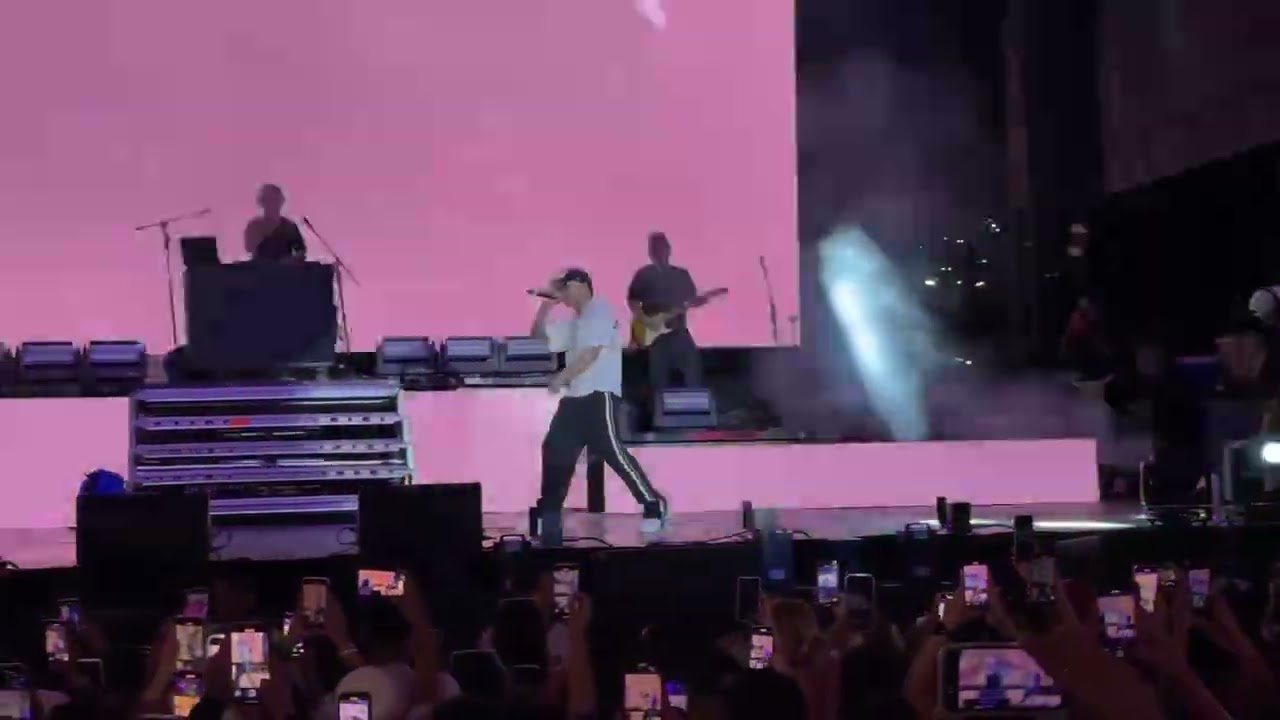 Hecha Pa’ Mi - Concierto En vivo desde Nicaragua- @BozaMusic