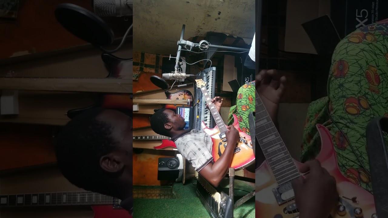 playing with a lead guitar in my new song 