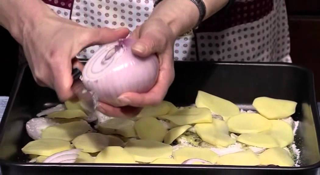 San Pietro al Tanagro - Ricette Tradizionali -  Cipolle e Patate all'origano