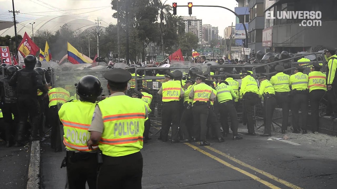 Protestas luego de aprobación de enmiendas en Quito