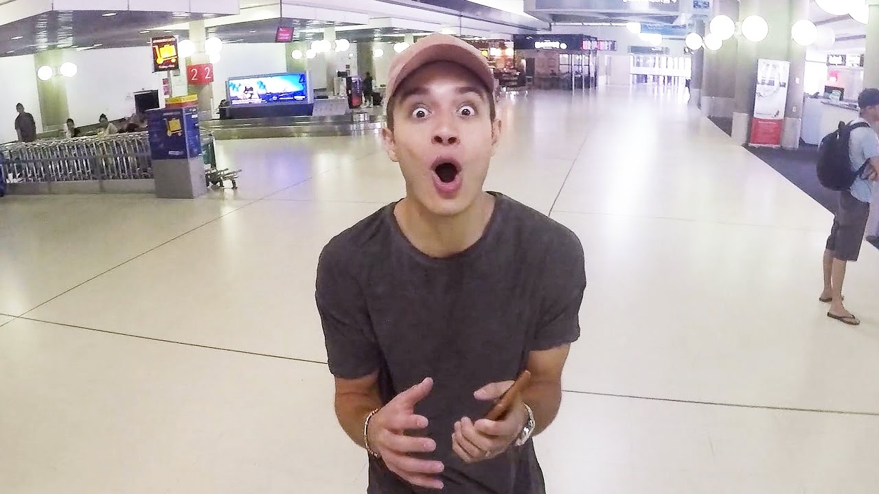 OUR BEST FRIEND SURPRISED US IN AUSTRALIA