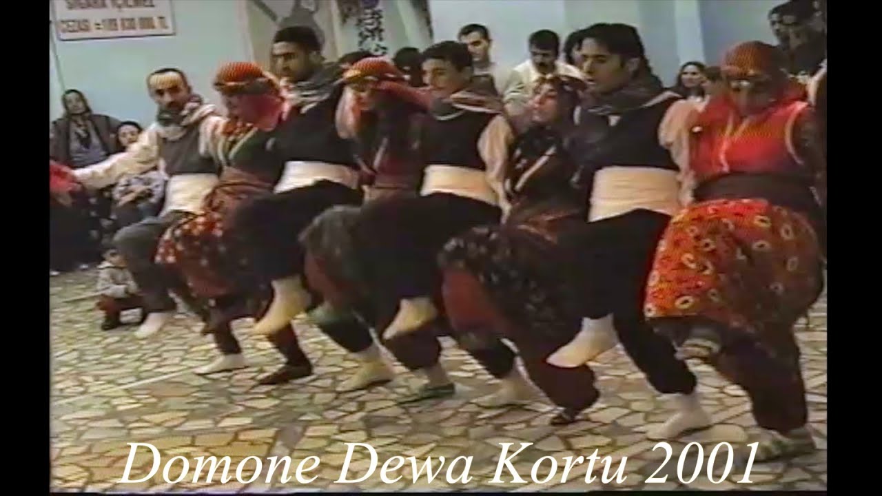 Dersim Domone  Dewa Kortu 2001