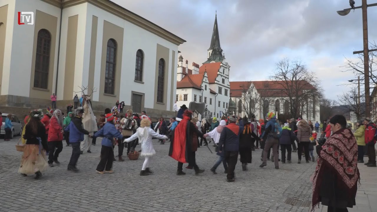 [4/09] Bujar&yacute; fa&scaron;iangov&yacute; sprievod v Levoči (01. 03. 2022)