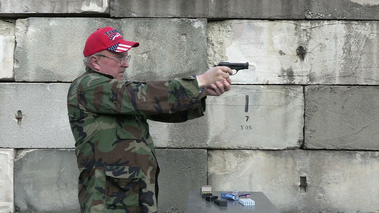 Первые выстрелы из пистолета Beretta 84 BB от DK Firearms.