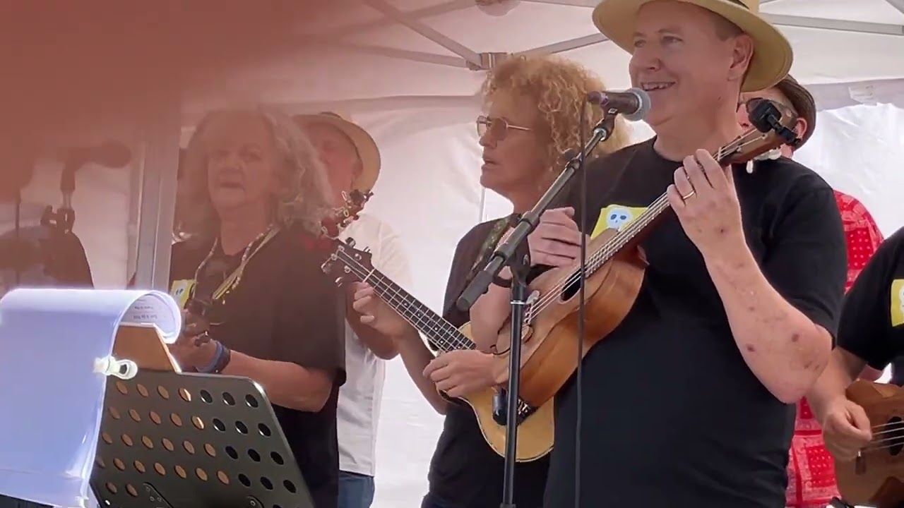 Moondance - live at St Kilda Festival 2026