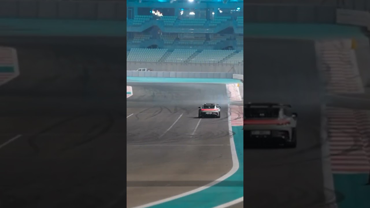 992 GT3RS with R1 RSR Exhaust Going Crazy On Yas Marina Circuit