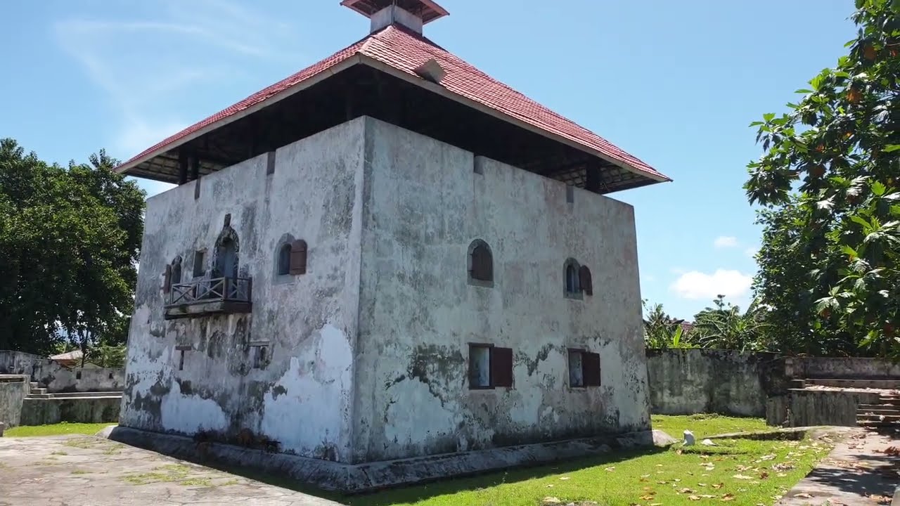 Jejak Kolonial di Ambon - Suasana Benteng Amsterdam Februari 2022