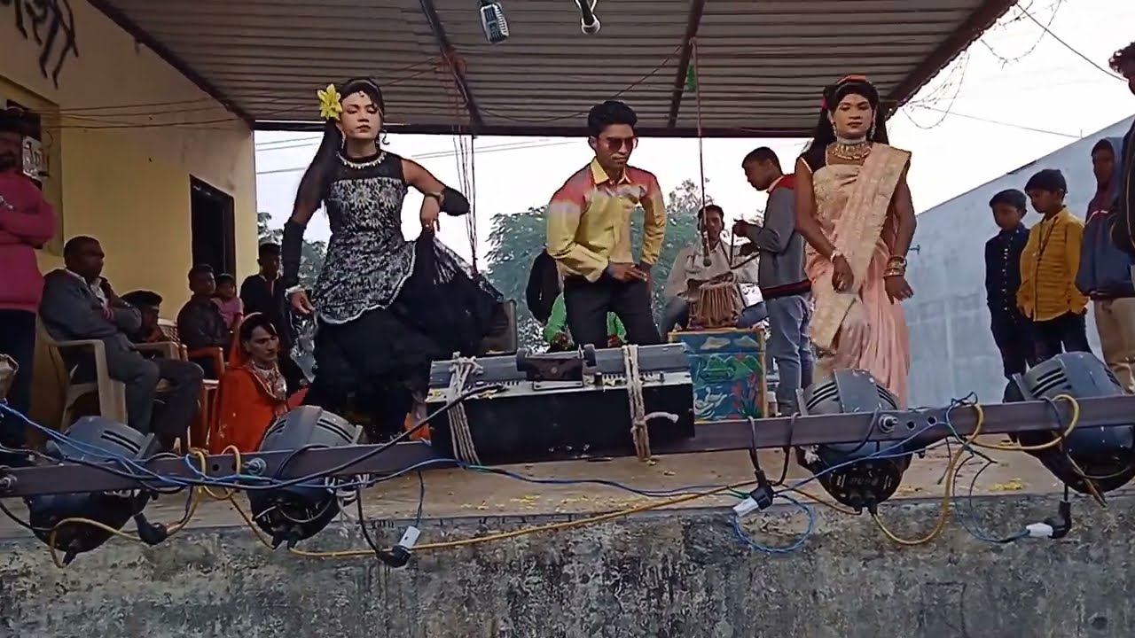 POYRI MA HOPNA ME AAVO VA 💥 II RAJU BABU SONGADIAYA PARTI 💥 II BUPES DANCER 💥 II AADIVASI PROGRAM 💥