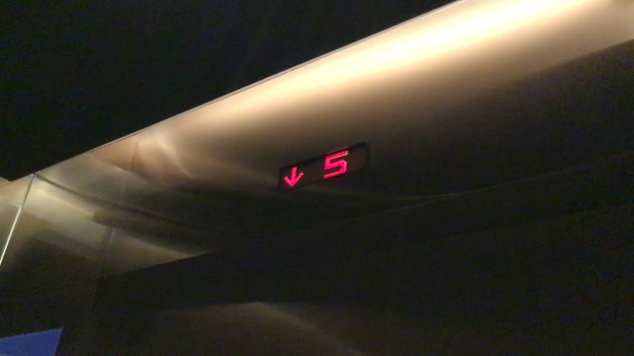 1971 Mitsubishi Traction Elevators At Hilton Orchard Hotel Mandarin Wing Singapore Part 6
