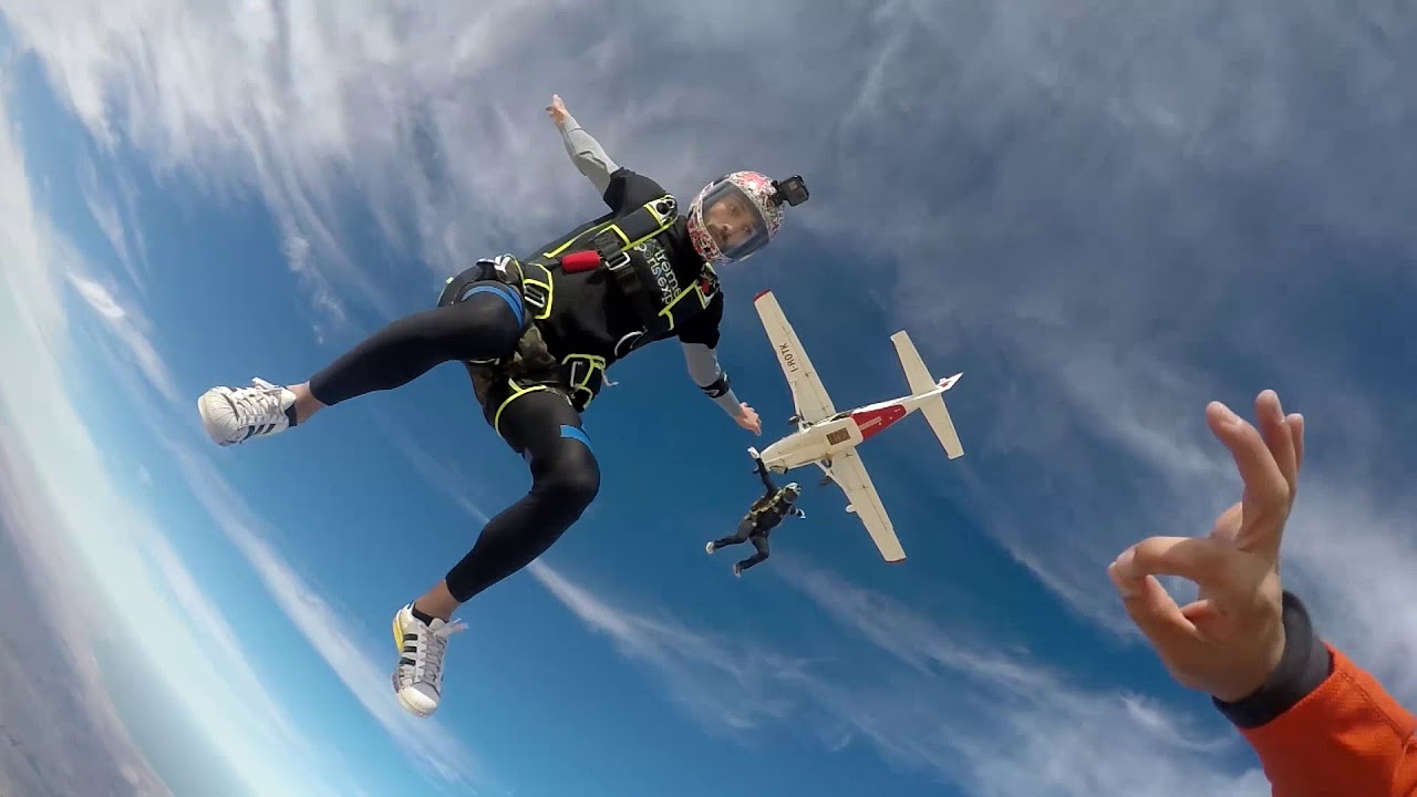 Mo Alattar - Parkour , Skydiving , Base Jumping