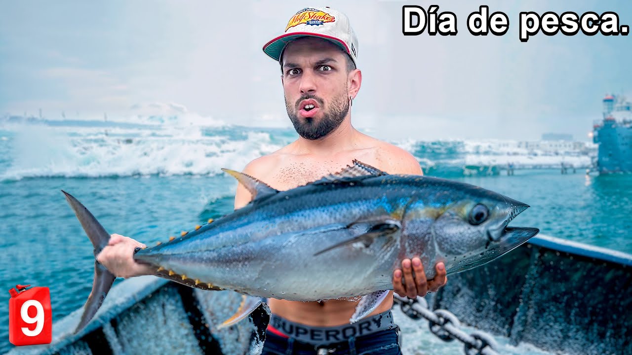 Salimos a mar en un bote para Pescar esto...