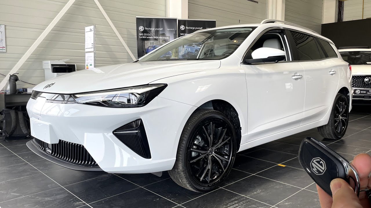 New 2022 MG5 Electric Luxury (61.1 kWh) | Visual Review, Exterior, Interior, Boot & Infotainment
