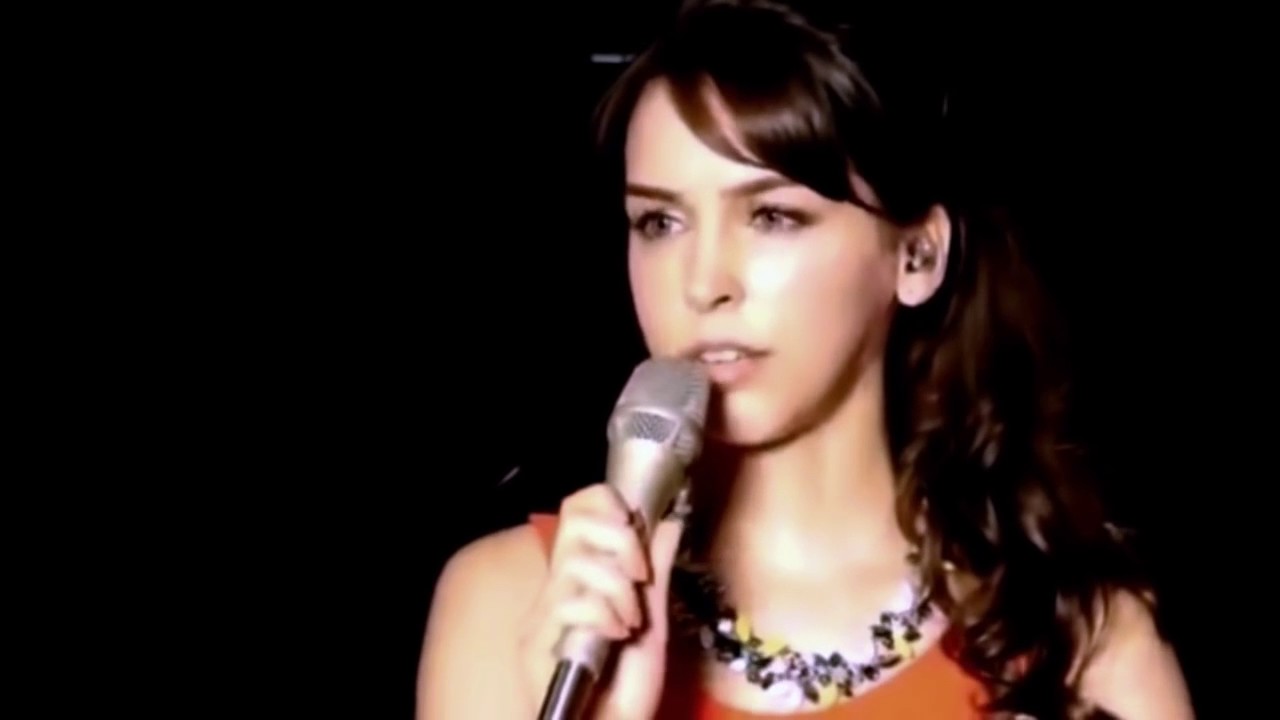 Stefanie Joosten - Quiet's Theme