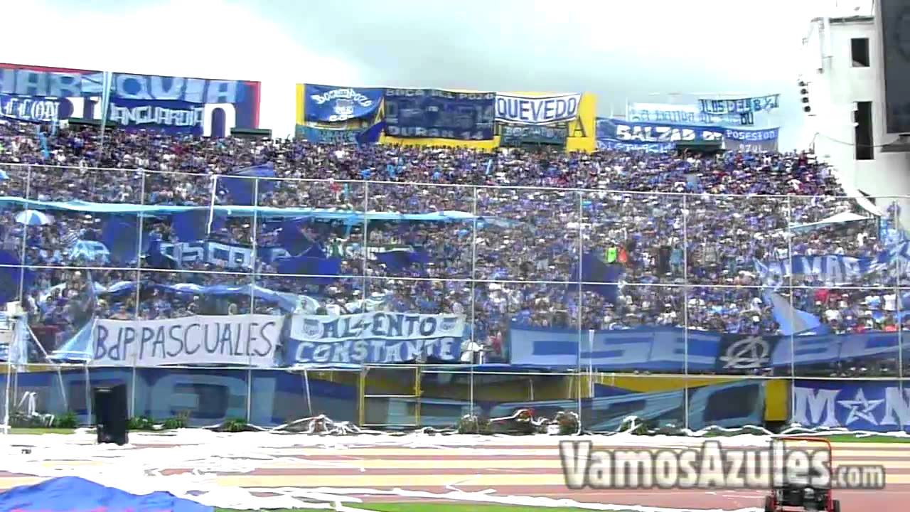 Es un sentimiento / Para salir campeones | D. Quito - Emelec 23/10/2011