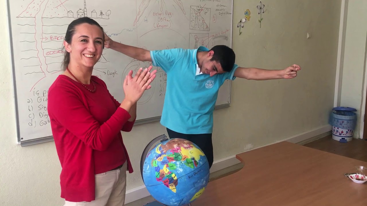 Denizli Atatürk Mesleki ve Teknik Anadolu Lisesi Öğretmenler Günü Klibi