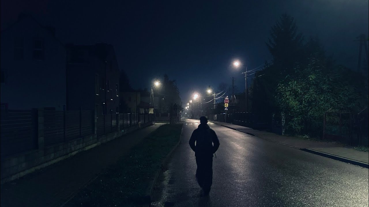 PATRZĘ W PRZYSZŁOŚĆ