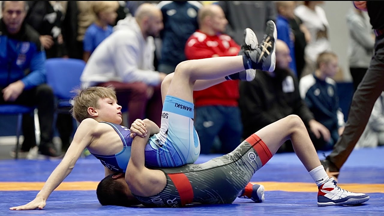 U13 T. Maharramov (UKR) vs V. Hulttinen (FIN) 35kg final. Youth boys greco-roman wrestling.