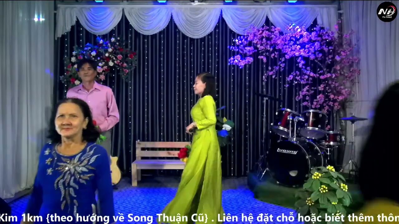 VÌ LỠ THƯƠNG NHAU // ANH CHÂU & HỒNG LOAN // CLB NGUYỄN HUY