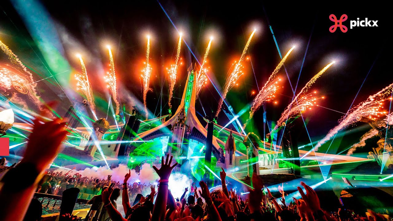 The reflection of love 🫶🎆