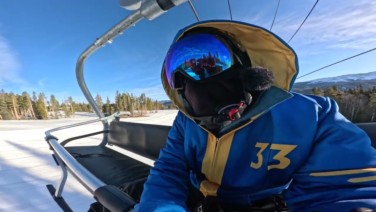 ☀️🏂 Peak 10 on a Sunny Morning Snowboarding at Breckenridge Ski Area!