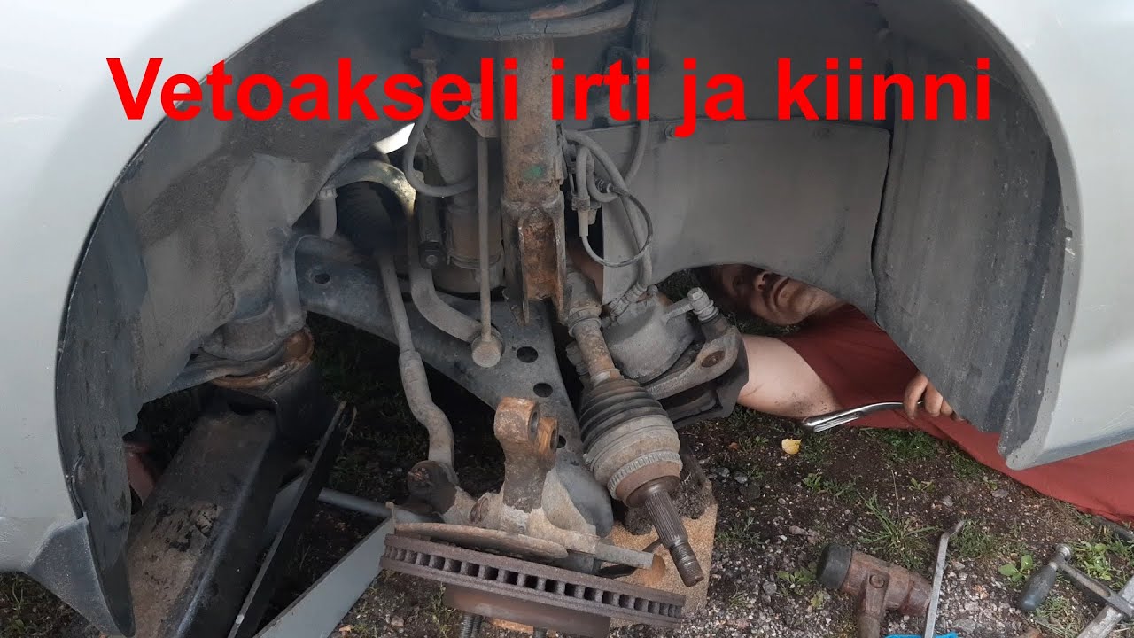 Avensis Verso vetoakselin tukilaakerin vaihto. Loppuiko ääni?