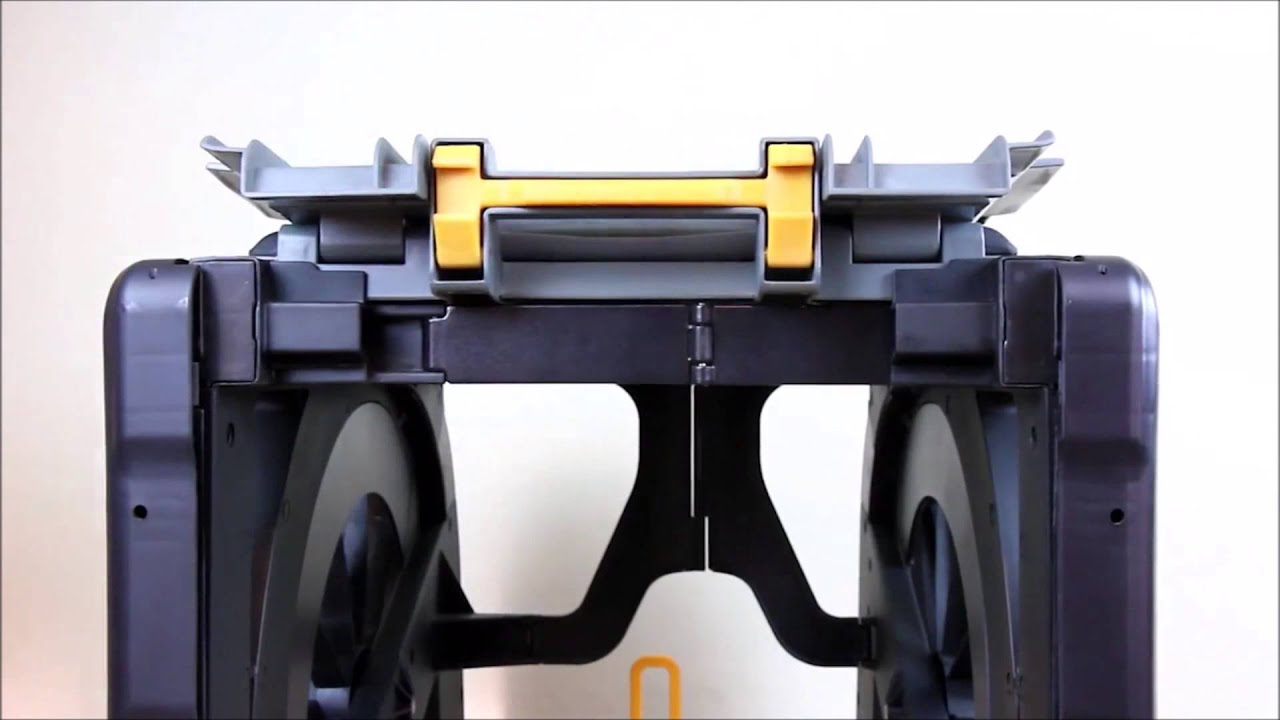 Fauteuil roulant de douche et WC pliant Wheelable - TOUS ERGO