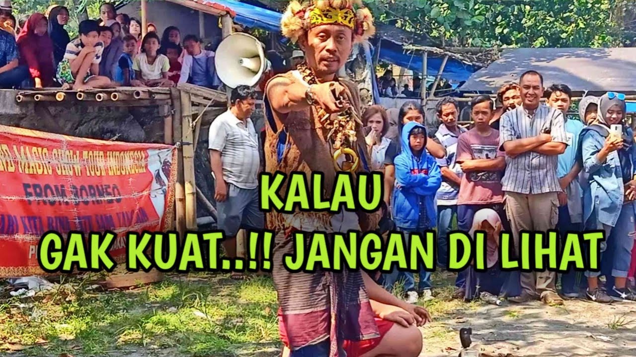 Wow Keren!! Pertunjukan Kesaktian Dari Orang Dayak