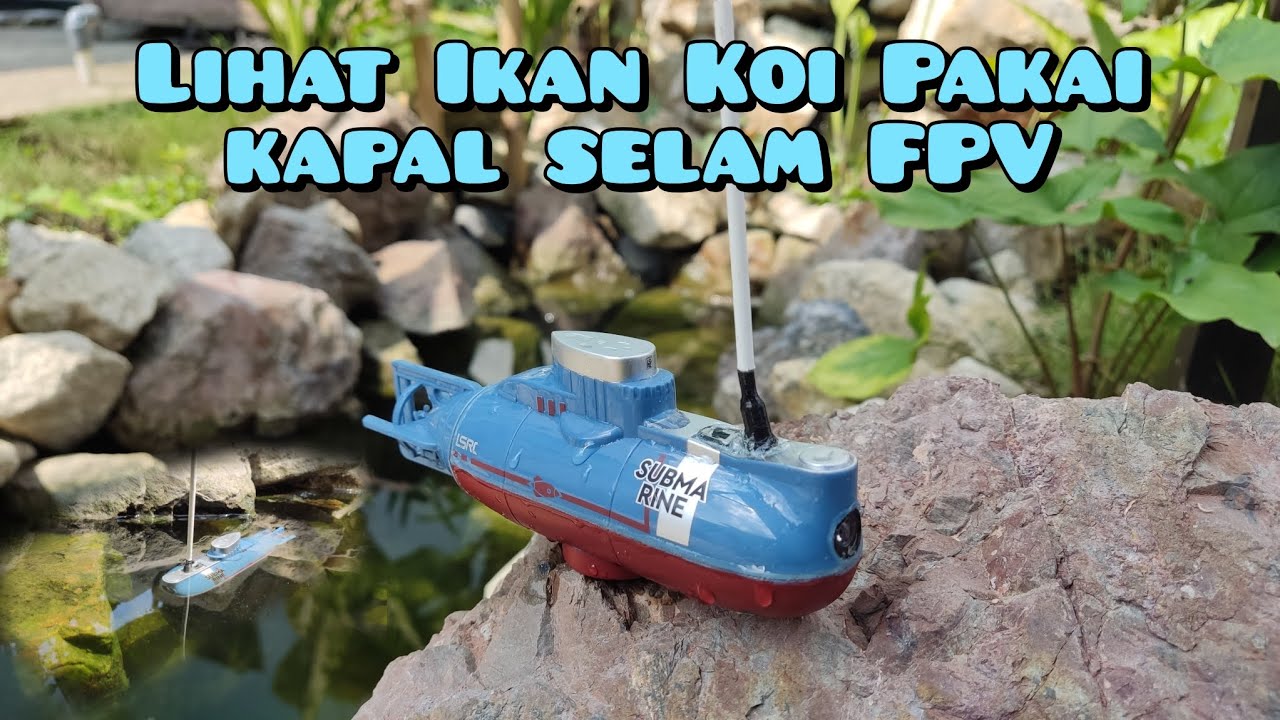 RC Kapal Selam Jelajahi Kolam Ikan, Seperti Apa Dalamnya Ya?