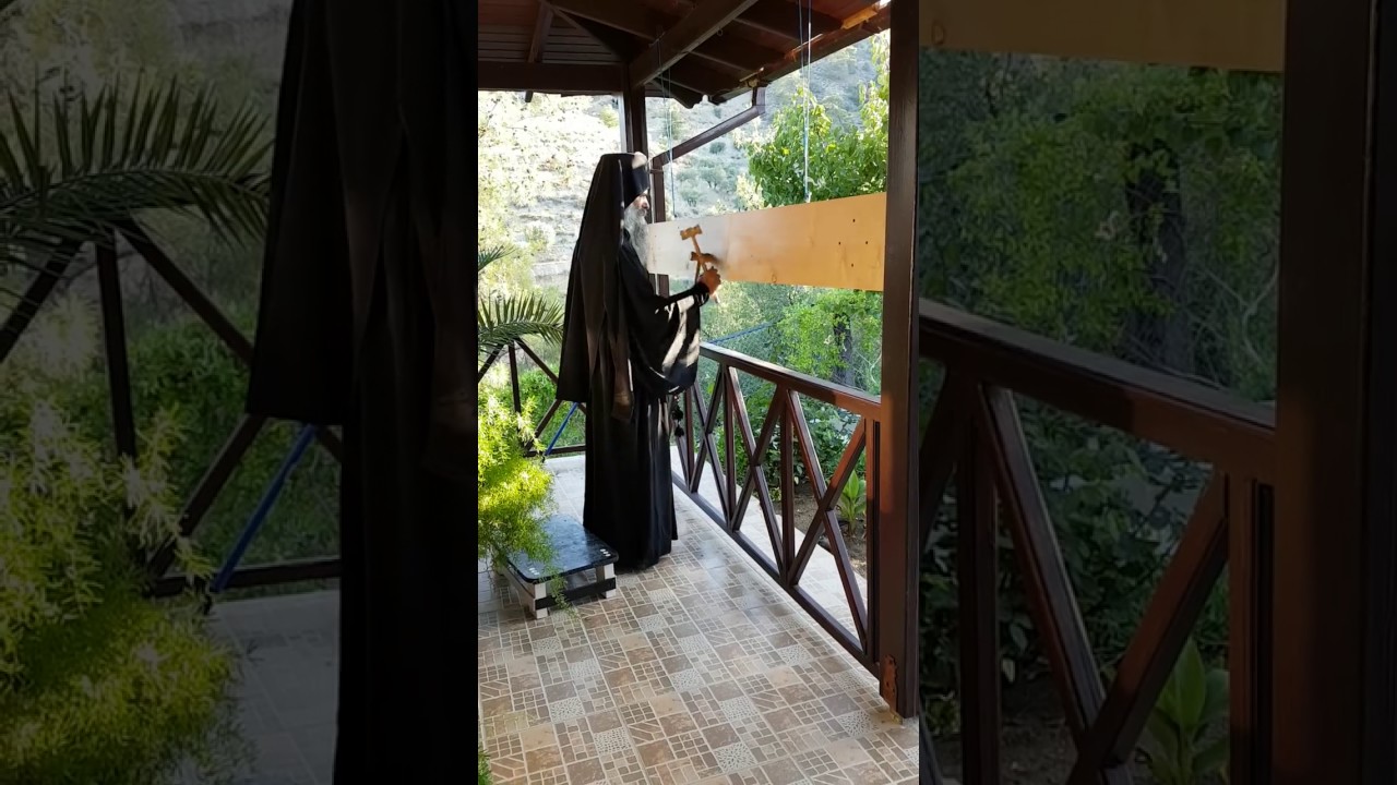 Toaca - Parintele Calinic ( Stil Vechi)